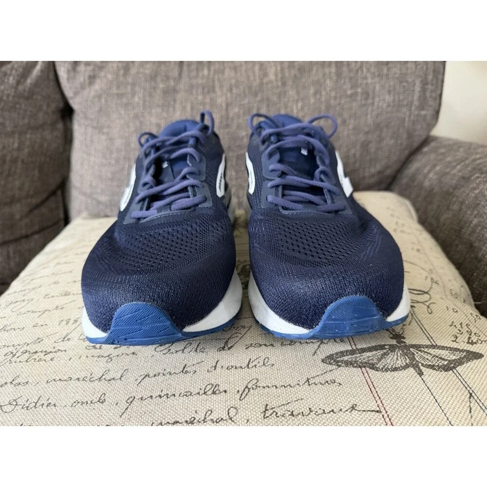 Brooks beast gts